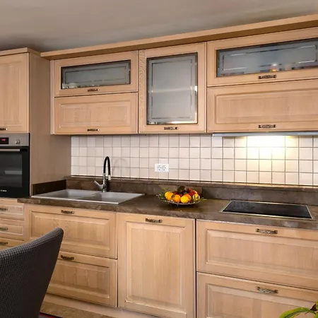 Histria Apartment